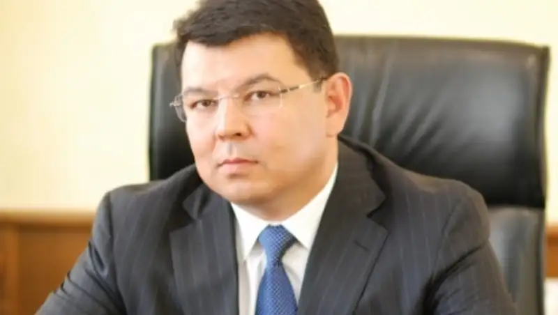 Аким Павлодарской области ответил на «неприятные» вопросы про изнасилование на территории его резиденции