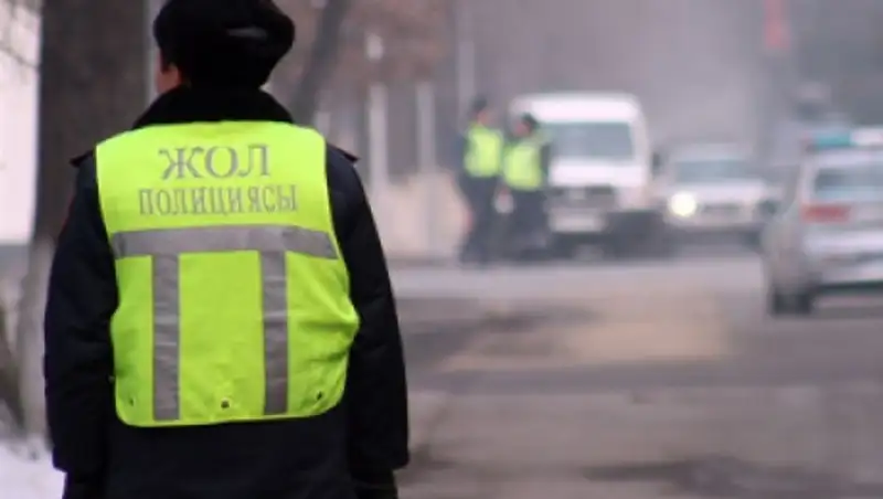 МВД РК дополнительно закупит видеожетоны для контроля над полицейскими