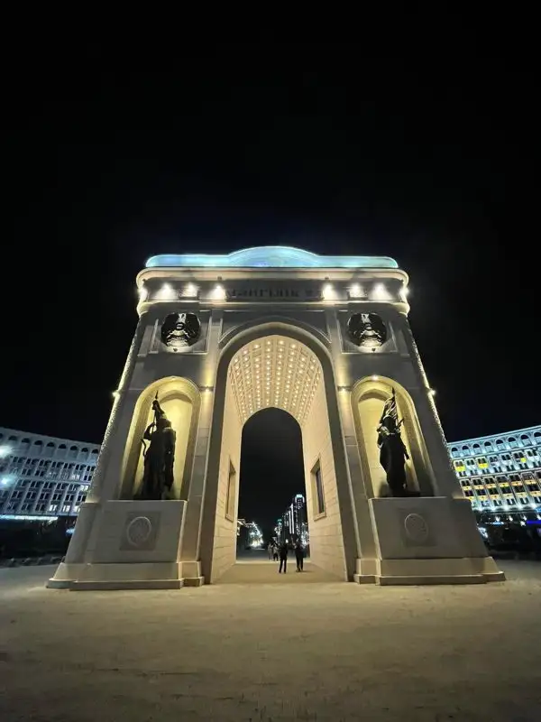 Казахстан Астана триумфальная арка, фото - Новости Zakon.kz от 28.07.2023 13:28