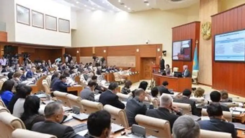 Мажилис одобрил ратификацию Конвенции о международном доступе к правосудию