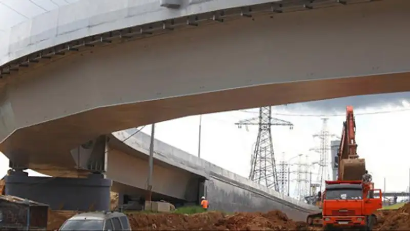 Проблему строительства развязки на Сейфуллина - Жансугурова объяснил районный аким