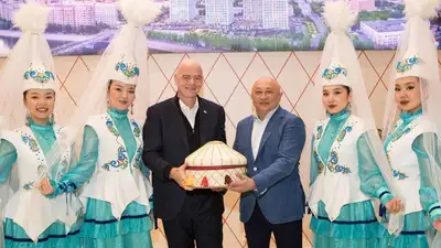 Президент FIFA Джанни Инфантино впервые прилетел в Казахстан