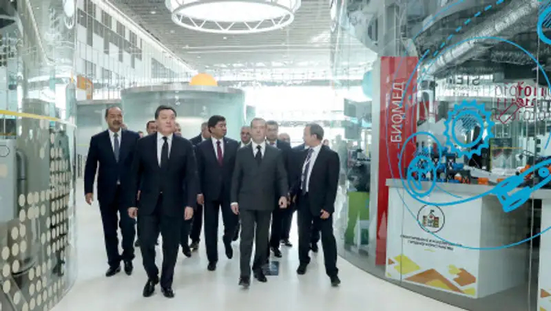 Мамин провел переговоры с Медведевым