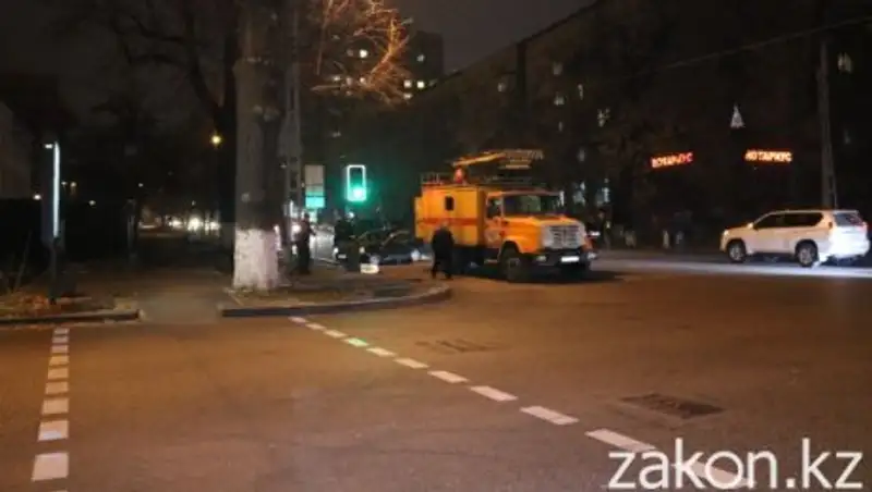 Стали известны подробности обрыва троллейбусных линий в Алматы