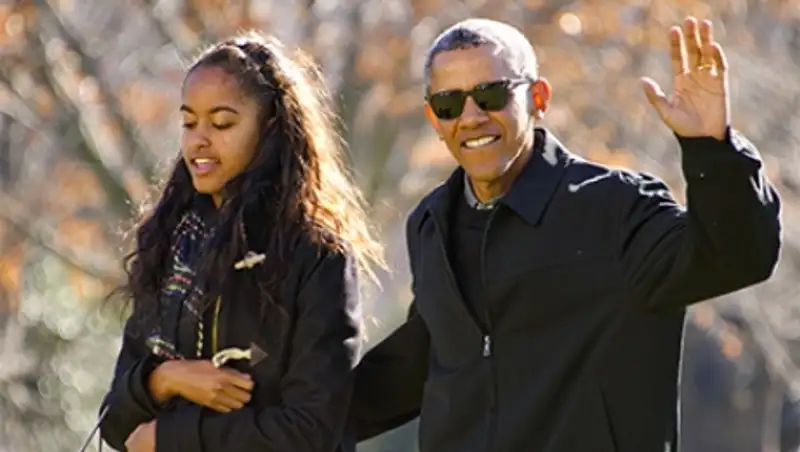 Обама пообещал расплакаться на выпускном дочери