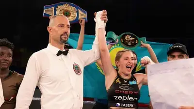 Самая сексуальная боксерша Казахстана защитила титул чемпионки мира