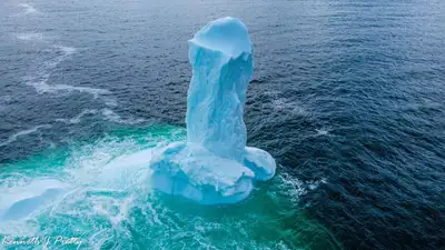 Айсберг близ Канады, фото - Новости Zakon.kz от 02.05.2023 13:19