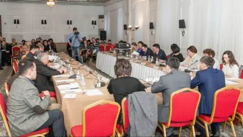 В Казахстане 600 тысяч молодых людей работают без оформления трудовых отношений