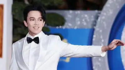 димаш кудайберген, испания, певец. пародия, фото - Новости Zakon.kz от 05.03.2022 15:16