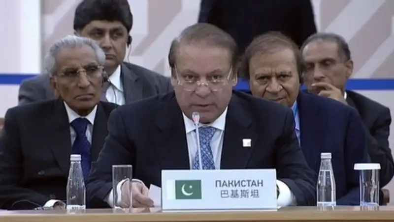 ШОС начала процедуру приема в организацию Индии и Пакистана