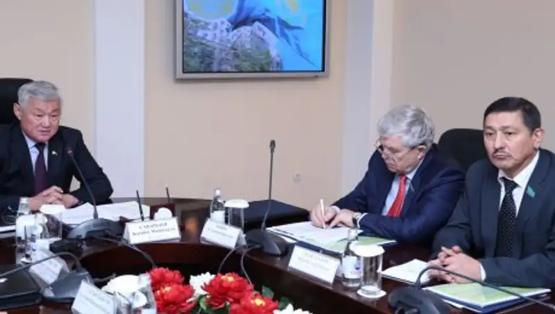 Депутаты предлагают внедрить опыт Актюбинской области по развитию сельхозкооперативов в других регионах