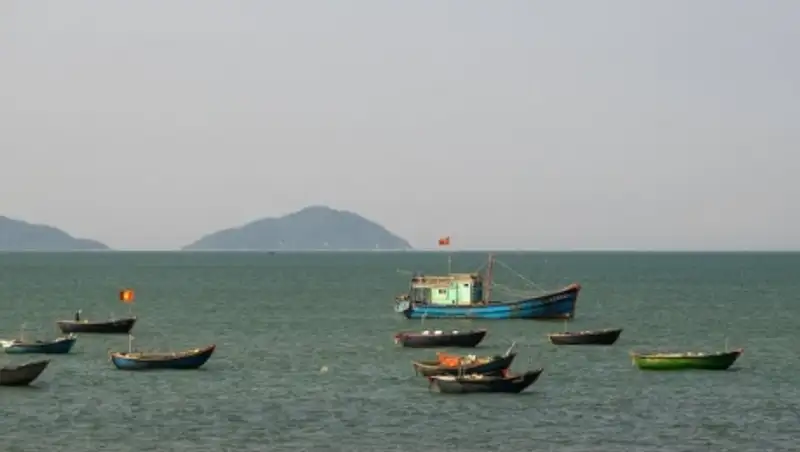 Япония встревожена по поводу искусственных островов Китая