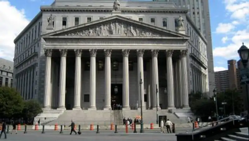 Верховный суд США эвакуируют из-за угрозы взрыва