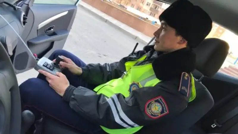 Полицейские Атырау получили новые автомобили