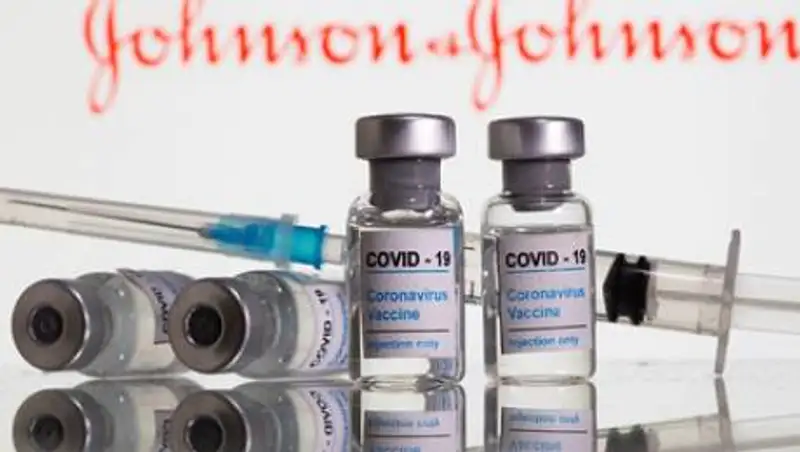 В США одобрили третью вакцину от коронавируса