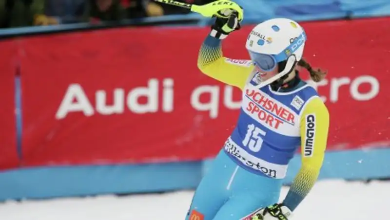 Шведская горнолыжница госпитализирована после падения на этапе КМ