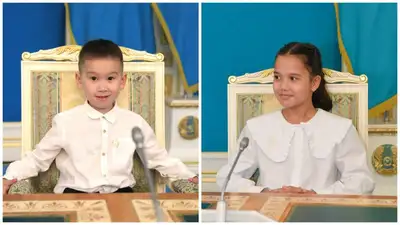 Казахстанским детям позволили "примерить" кресло президента, фото - Новости Zakon.kz от 01.06.2023 15:33