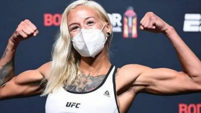 Казахстанка рассказала, когда снова проведет бой в UFC