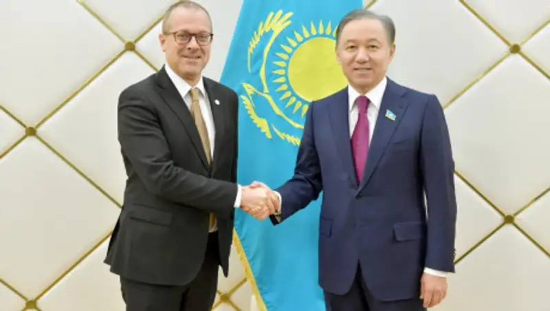 Нигматулин встретился с делегацией ВОЗ