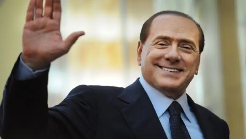 Сильвио Берлускони выписан из больницы после операции на сердце