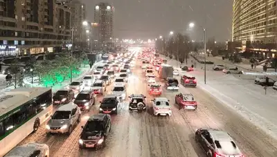 транспорт, автотрафик, столица, фото - Новости Zakon.kz от 03.12.2021 15:39