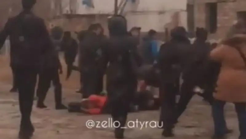 Установлены участники массовой драки в Атырау