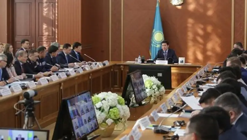 Более тысячи карагандинских предприятий повысят зарплаты сотрудникам