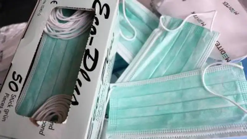 Опасным ядом в масках пугают казахстанцев