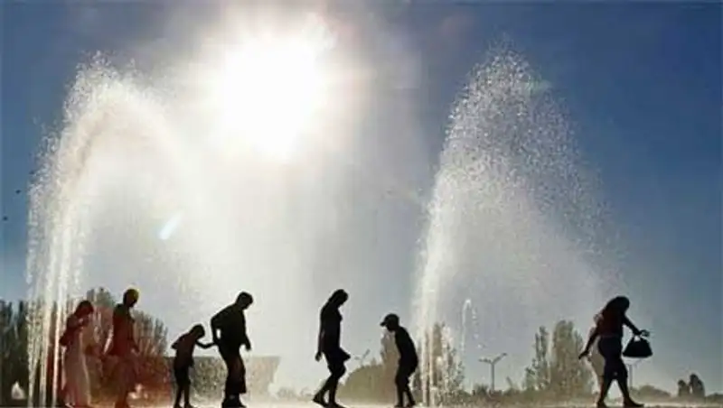 Погода без осадков сохранится сегодня на юге и западе страны, в остальных регионах дожди