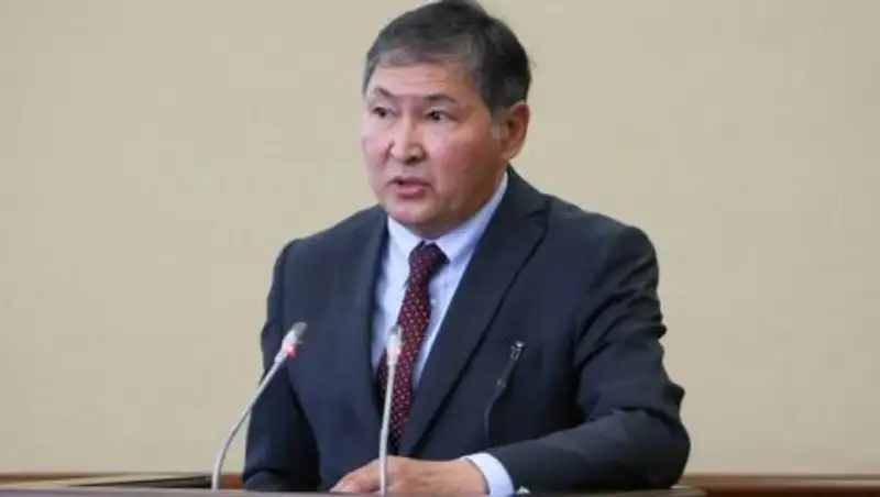 Зарплату на 30% повысили учителям, преподающим по обновленному содержанию