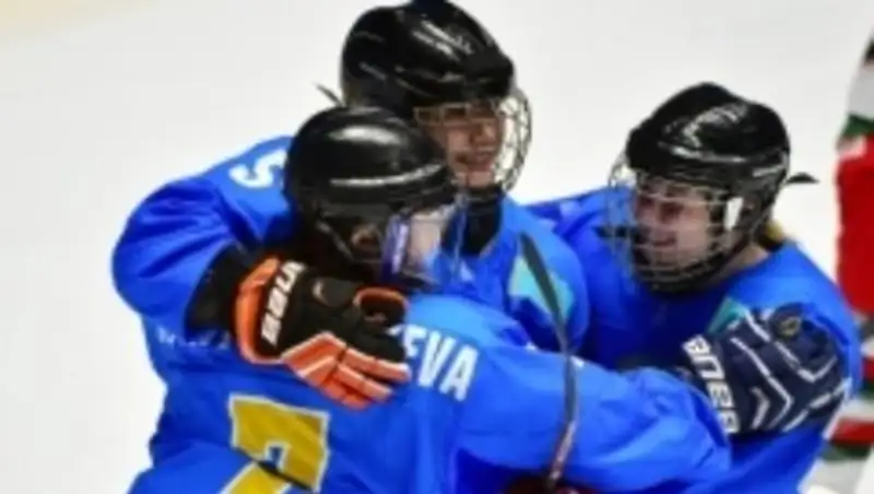 Казахстанские хоккеистки заняли первое место в группе квалификации Олимпиады-2018