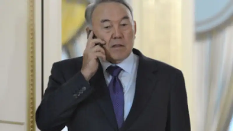 Н.Назарбаев пожелал космонавту А.Аимбетову успешной экспедиции на МКС