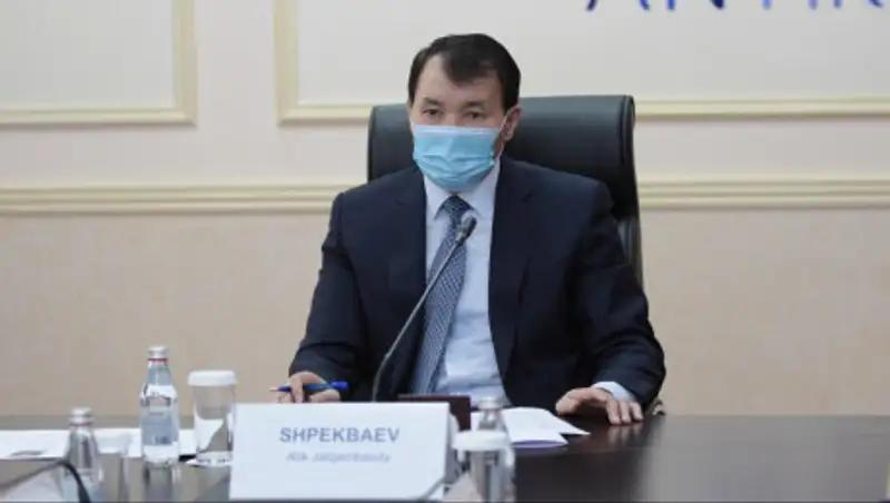 Шпекбаев обратился к новому руководству "СК-Фармация"
