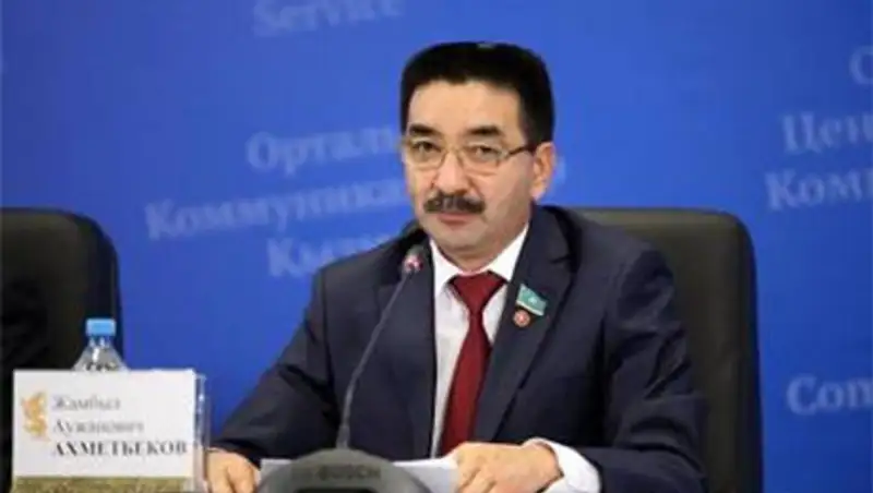 У мажилисмена Ж. Ахметбекова ни жилья, ни машины