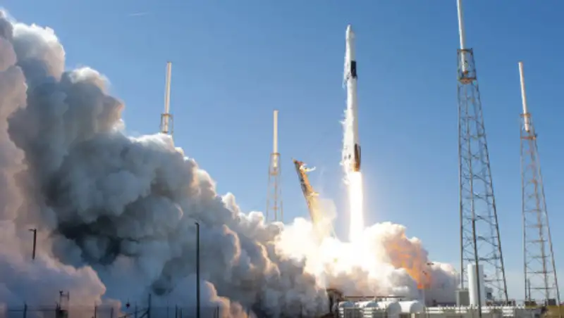 Falcon 9 стартовала во Флориде с группой интернет-спутников Starlink