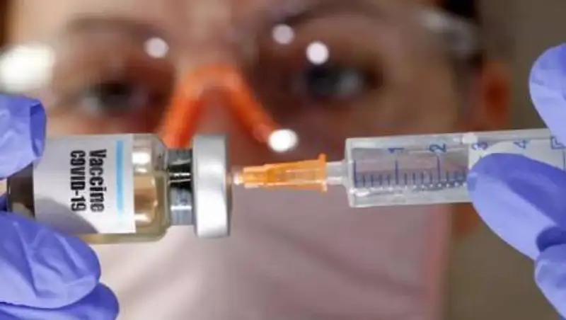 Что нельзя делать после вакцинации от COVID-19