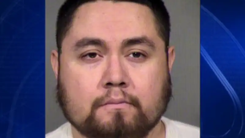 В США отец сложил ребенка пополам и убил его