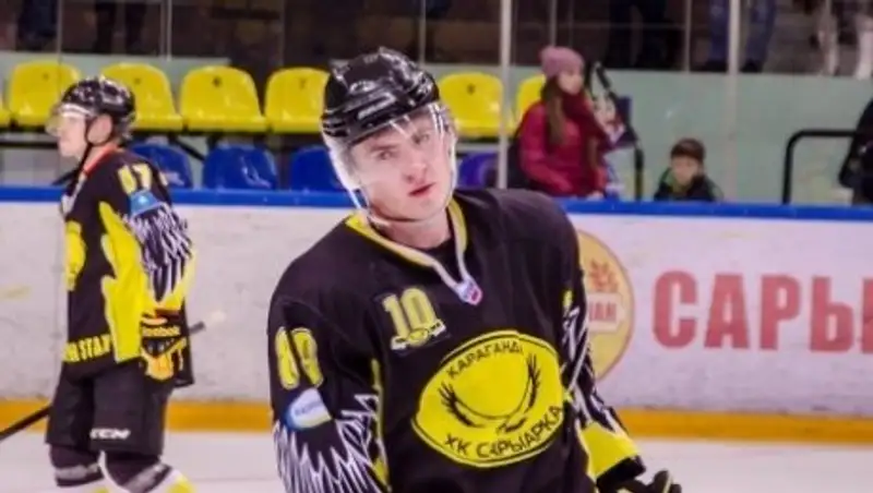 «Сарыарка» уступила «Ермаку» в матче ВХЛ