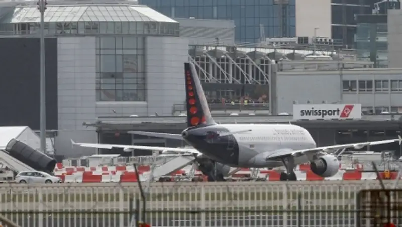 Аэропорт Брюсселя обслужил первый рейс после терактов 22 марта