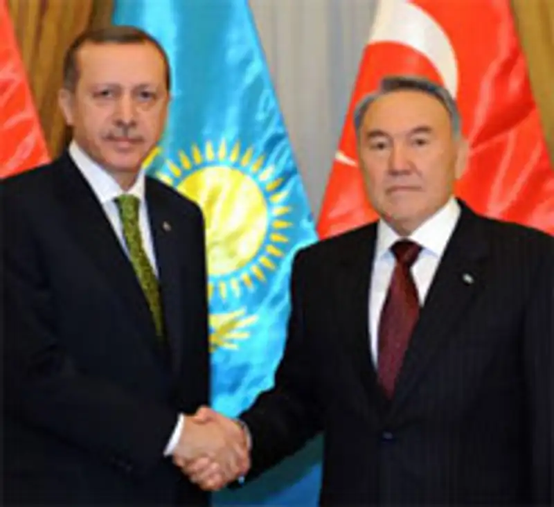 Н. Назарбаев встретился с Премьер-министром Турецкой Республики Р. Эрдоганом