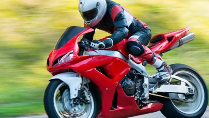 Маркес стал трехкратным чемпионом мира по мотогонкам в классе MotoGP