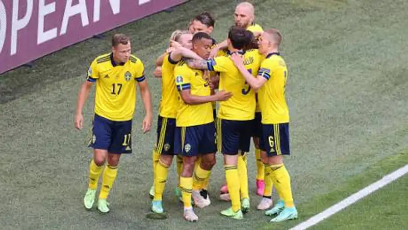 Швеция в жесткой борьбе вырвала победу у Польши на Евро-2020