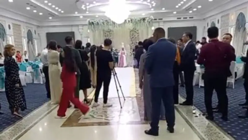 Кыз узату на 70 человек организовали во время карантина в Алматы