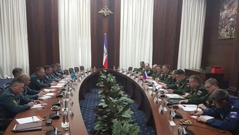 Вопросы совершенствования системы материально-технического обеспечения ВС РК обсудили в РФ