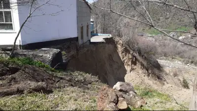 Пресс-служба ДЧС города Алматы, фото - Новости Zakon.kz от 19.04.2020 19:41