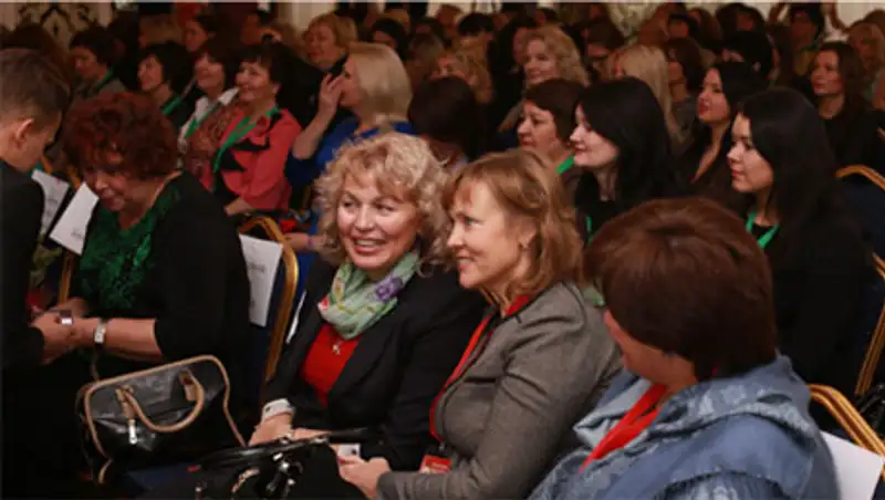 Форум деловых женщин прошел в Петропавловске, фото - Новости Zakon.kz от 27.11.2013 20:18