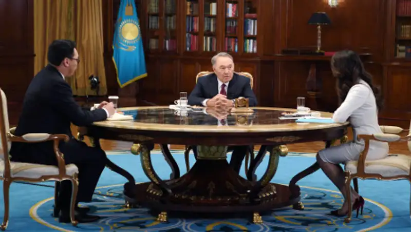 Появилось полное видео интервью Назарбаева