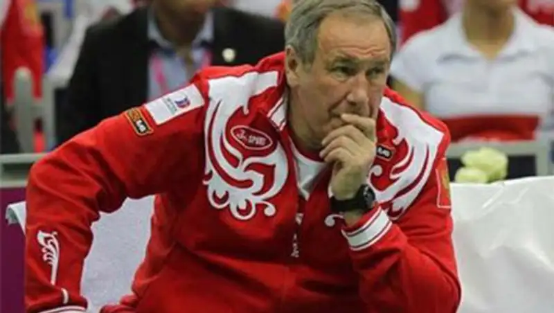 Тарпищев оштрафован и отстранён за оскорбления в адрес сестёр Уильямс