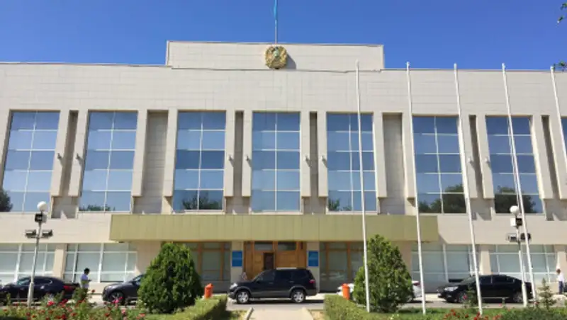 У сотрудницы акимата Мангистауской области выявили COVID-19