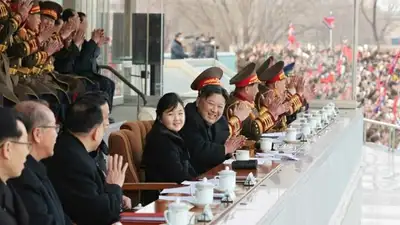 Ким Чен Ын снова появился на публике с дочерью